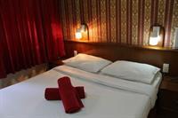 Bunk Sukhumvit 11 Business Inn Bangkok Exterior foto
